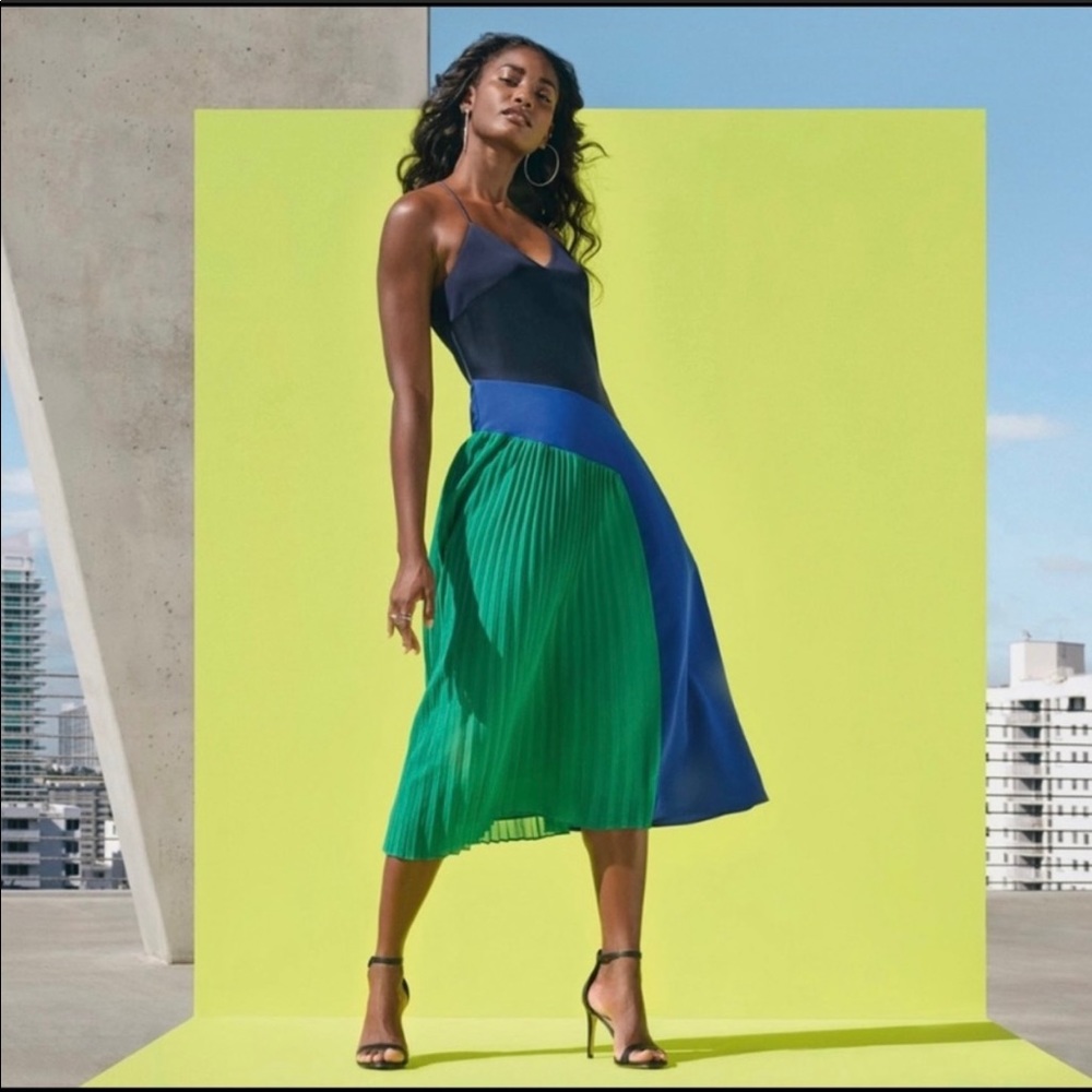 Dress by Cushnie